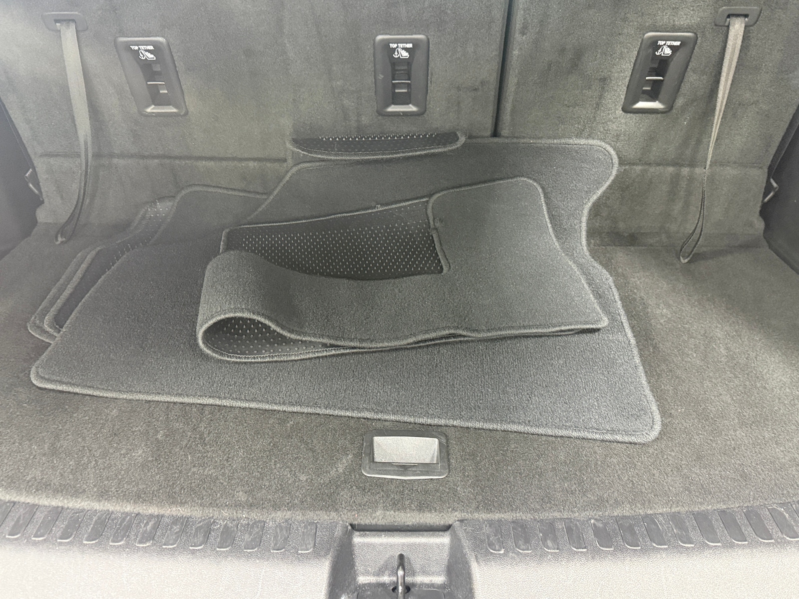 Thumbnail: 2025 GMC Acadia - 7