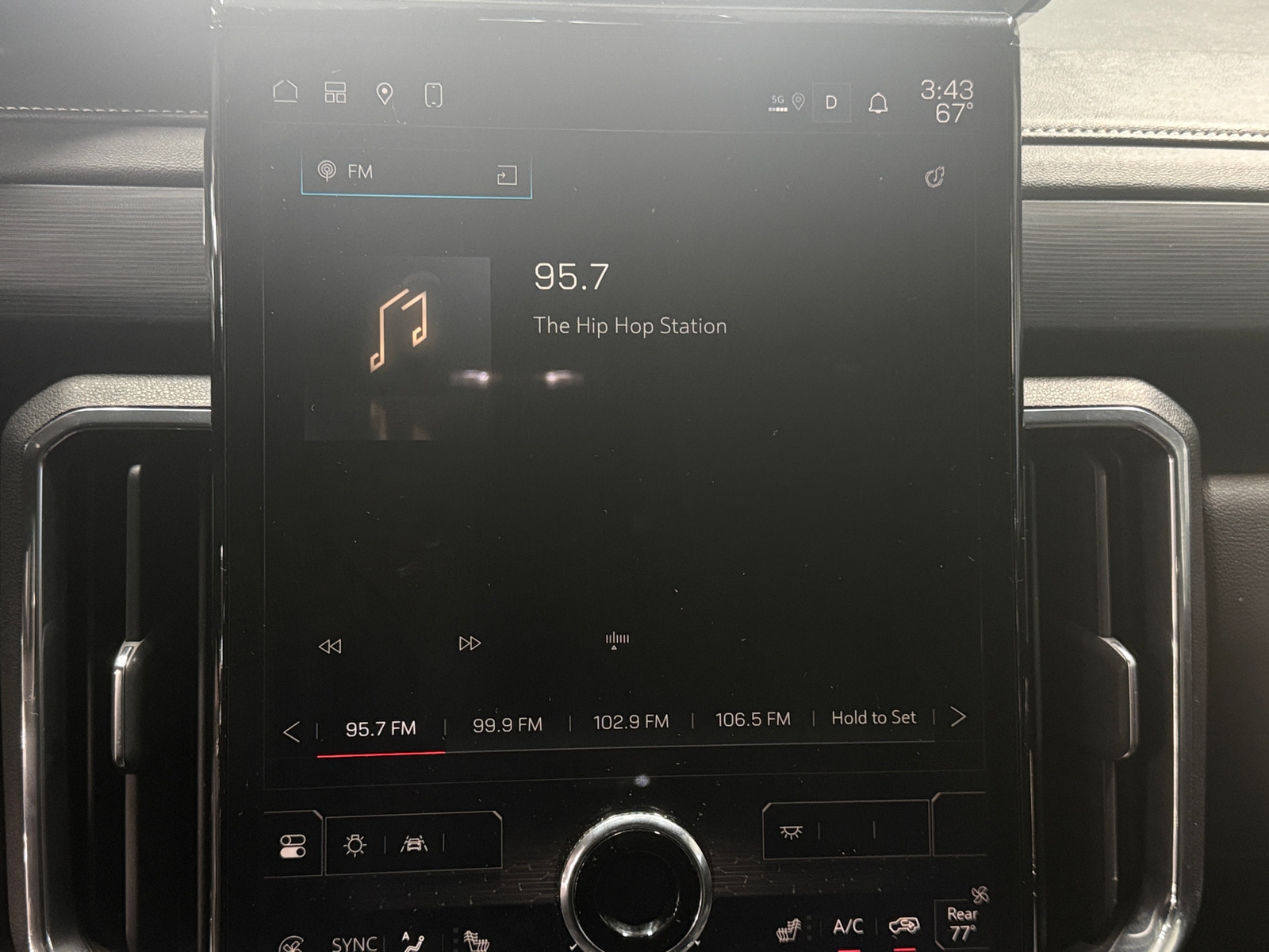 Thumbnail: 2025 GMC Acadia - 4