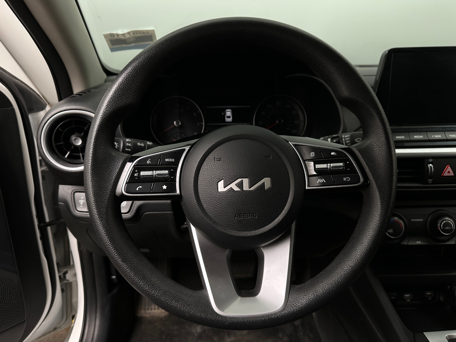 Thumbnail: 2024 Kia Forte - 5