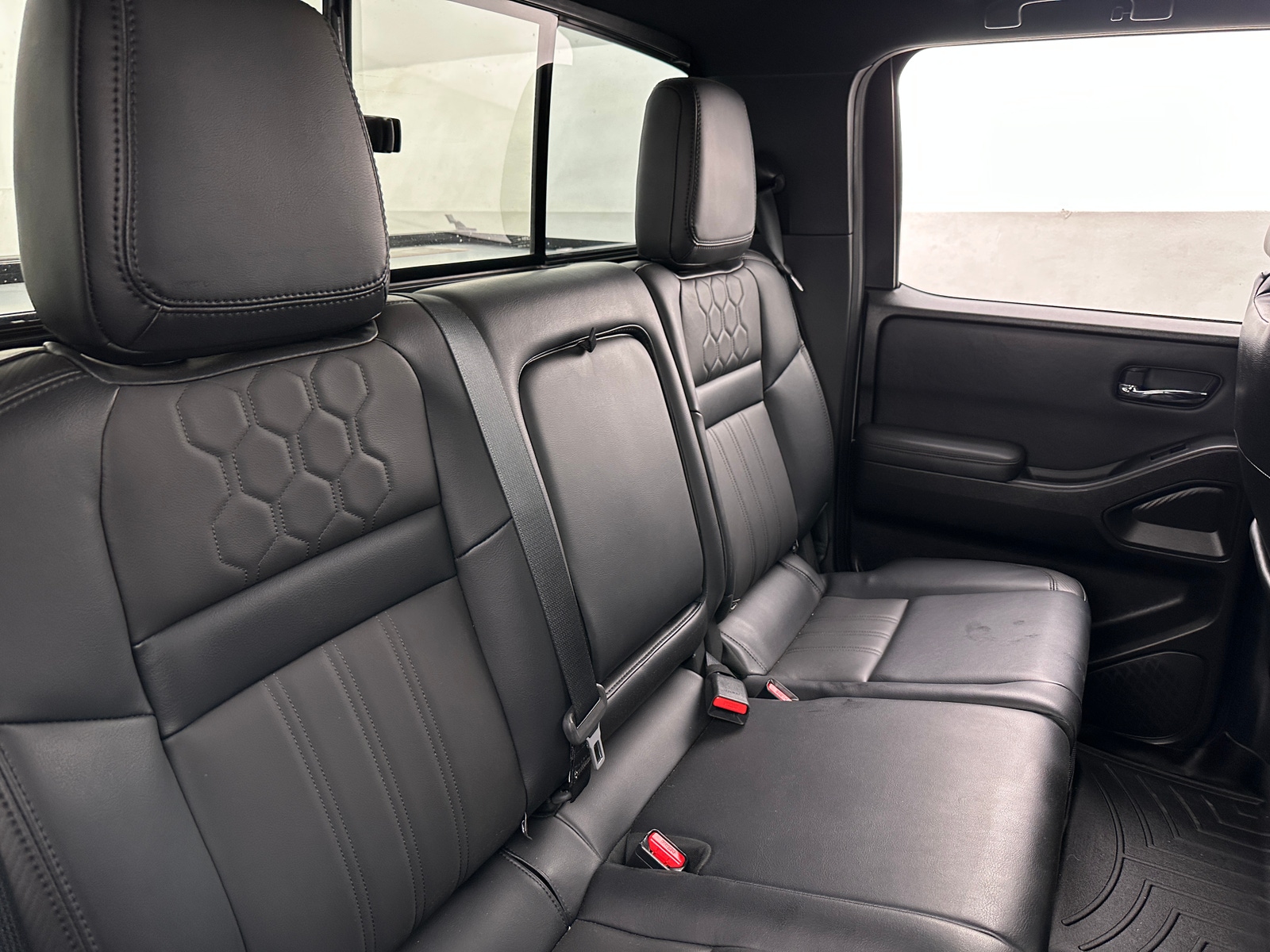 Thumbnail: 2022 Nissan Frontier - 5