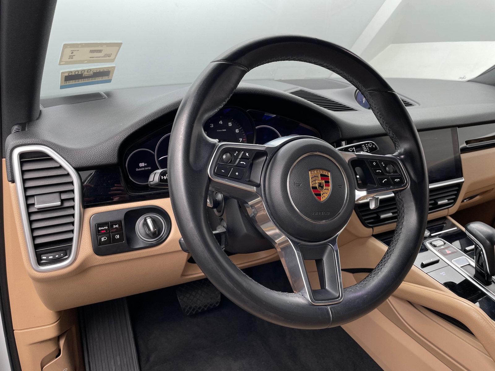 Thumbnail: 2019 Porsche Cayenne - 4