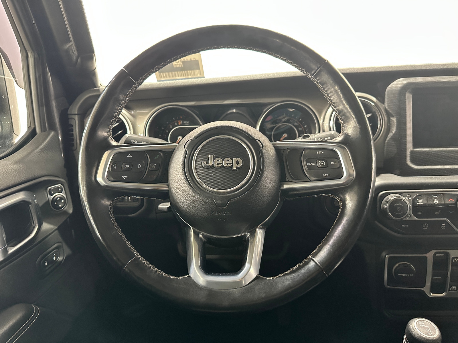 Thumbnail: 2021 Jeep Wrangler - 5