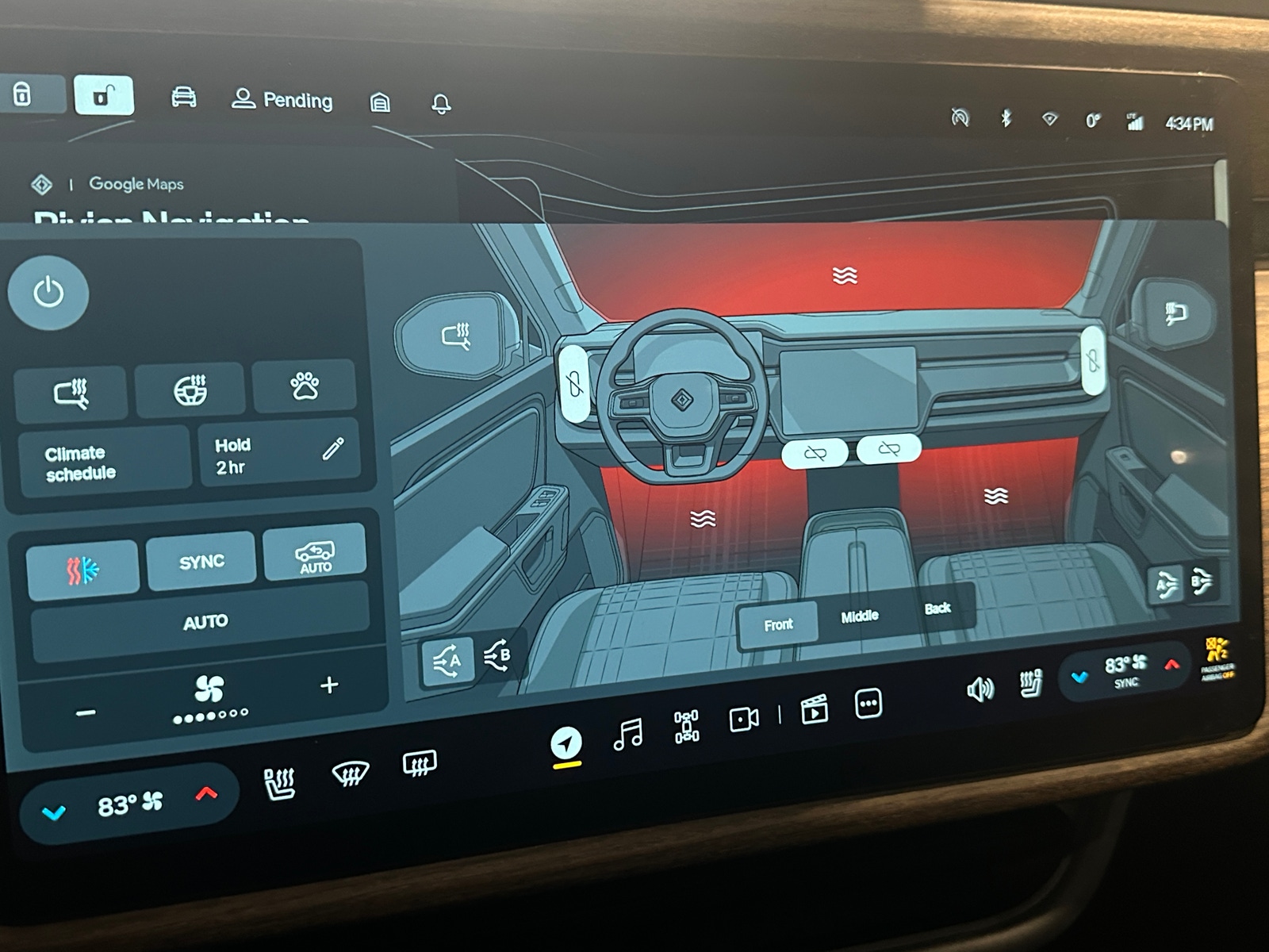 Thumbnail: 2025 Rivian R1S - 3
