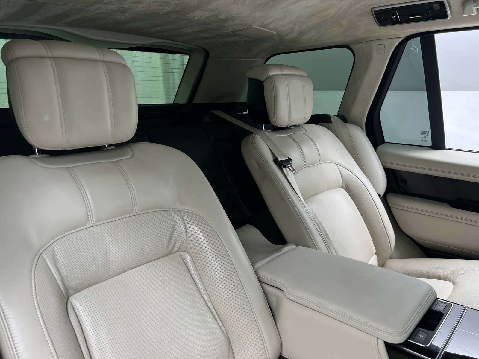 Thumbnail: 2019 Land Rover Range Rover - 5