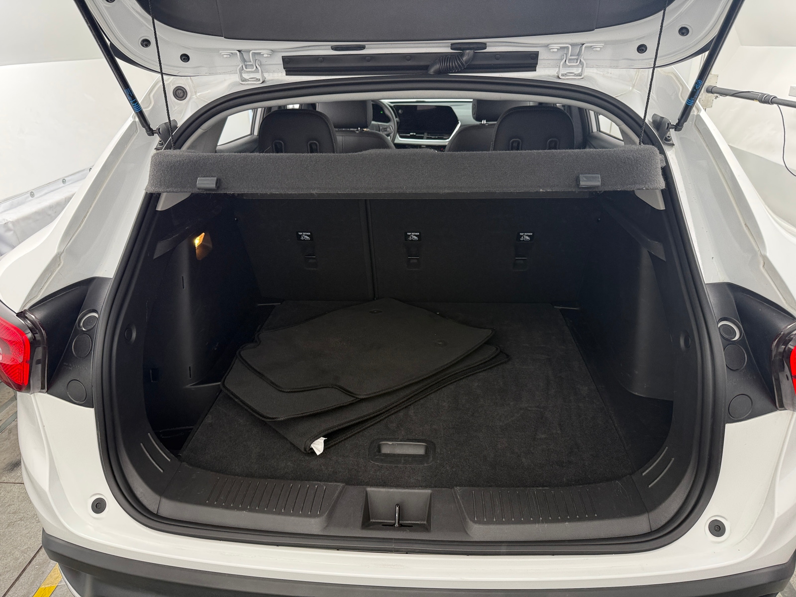 Thumbnail: 2025 Chevrolet Trax - 7