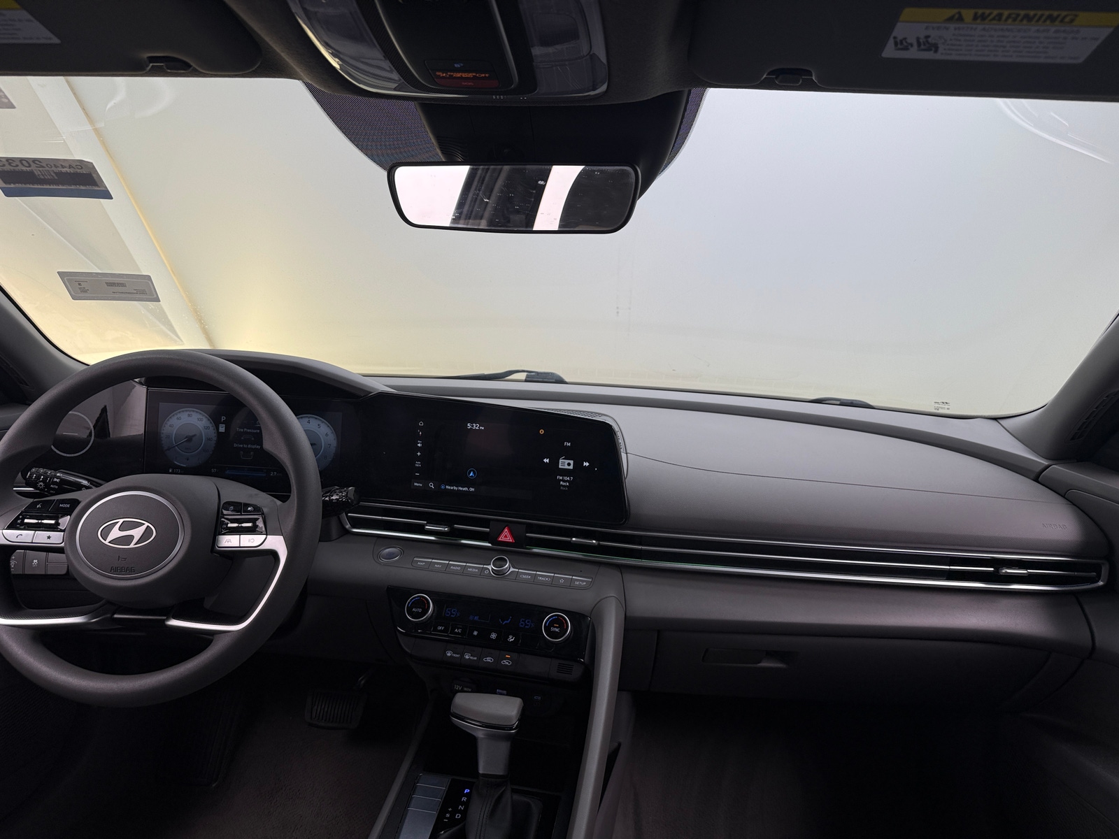 Thumbnail: 2024 Hyundai Elantra - 3