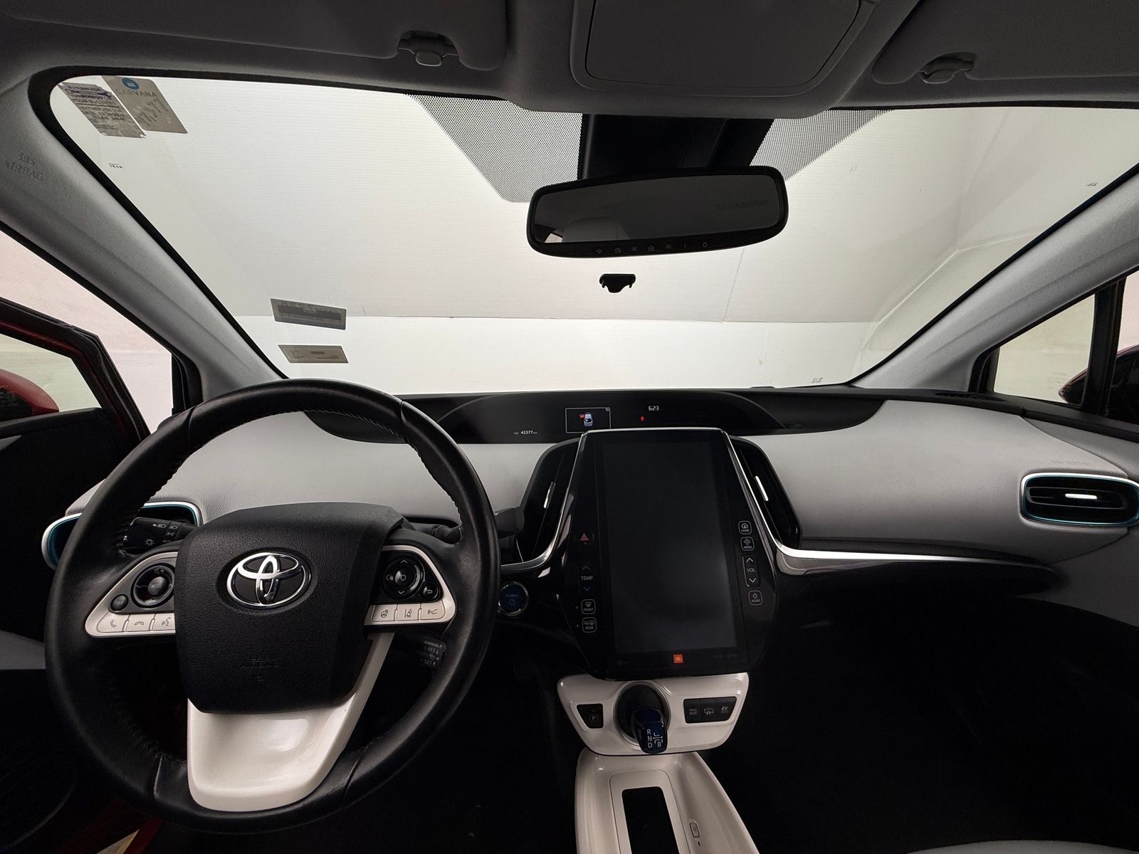 Thumbnail: 2017 Toyota Prius Prime - 3