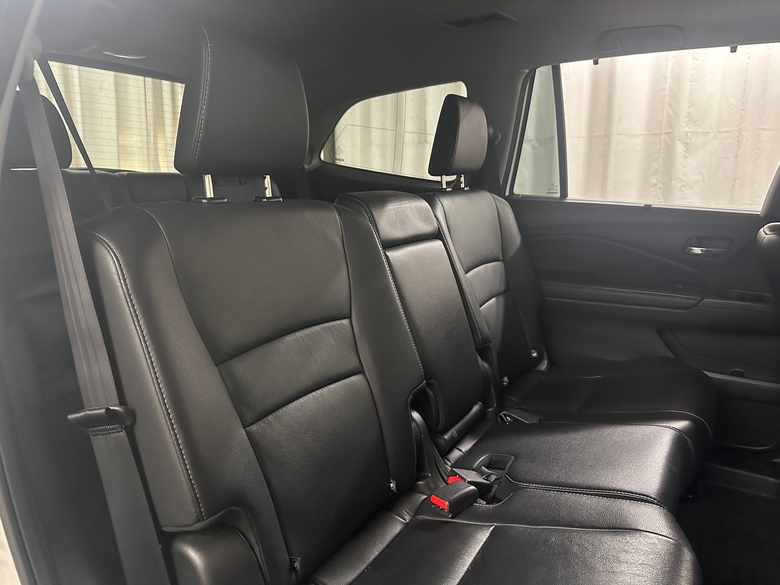 Thumbnail: 2017 Honda Pilot - 5