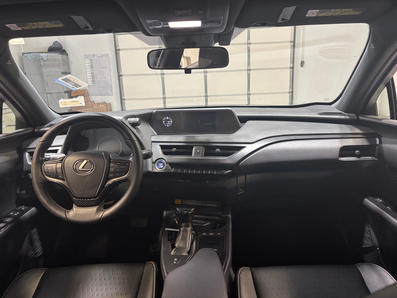 Thumbnail: 2020 Lexus UX - 2