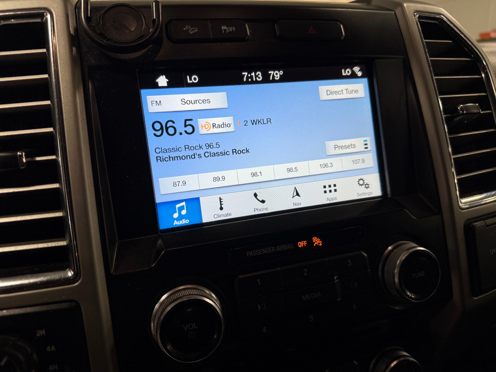 Thumbnail: 2016 Ford Econoline - 3