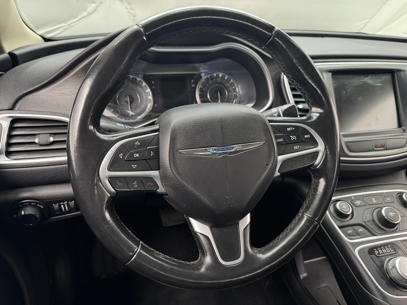 Thumbnail: 2016 Chrysler 200 - 4