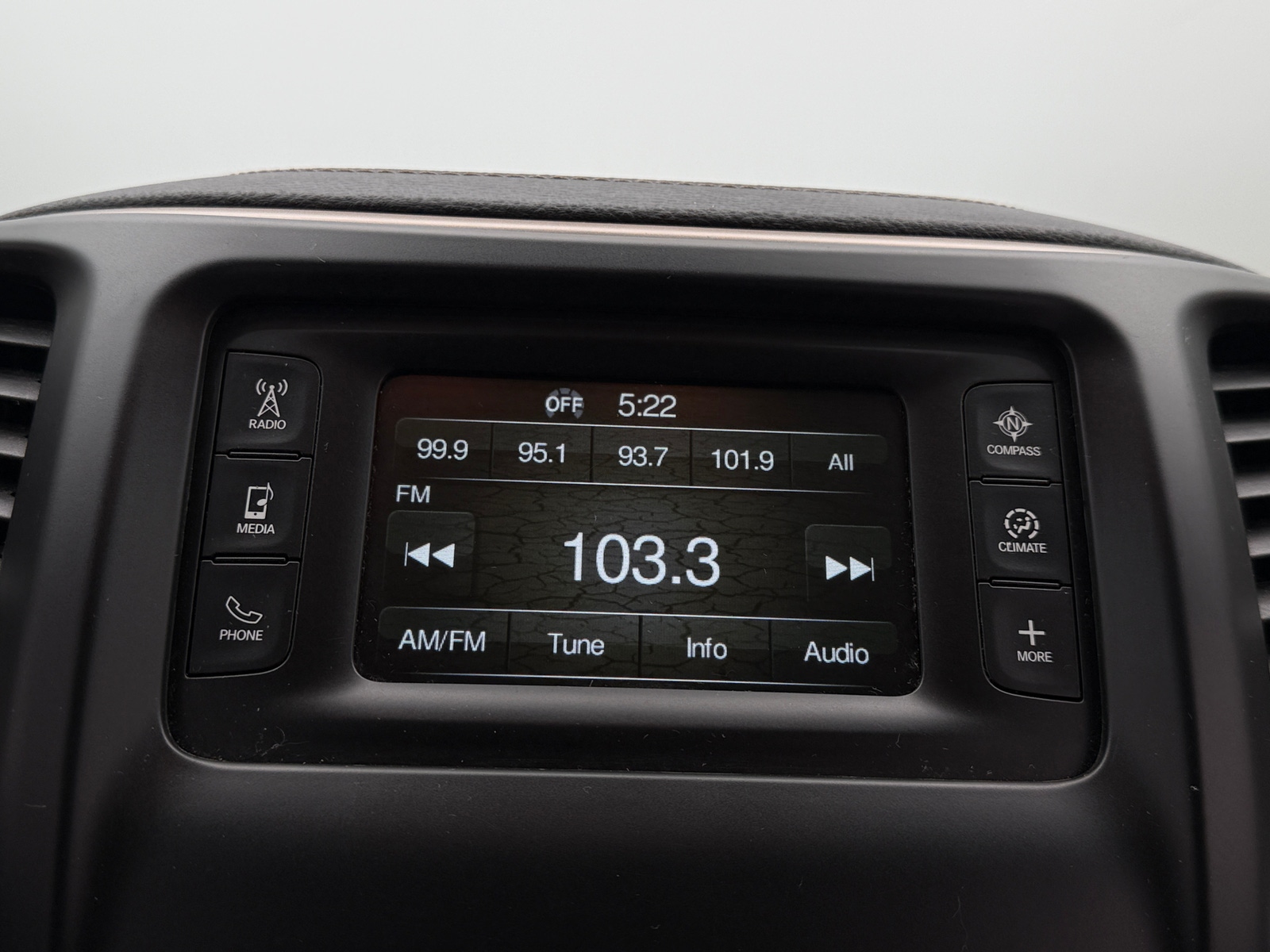 Thumbnail: 2016 Jeep Cherokee - 4