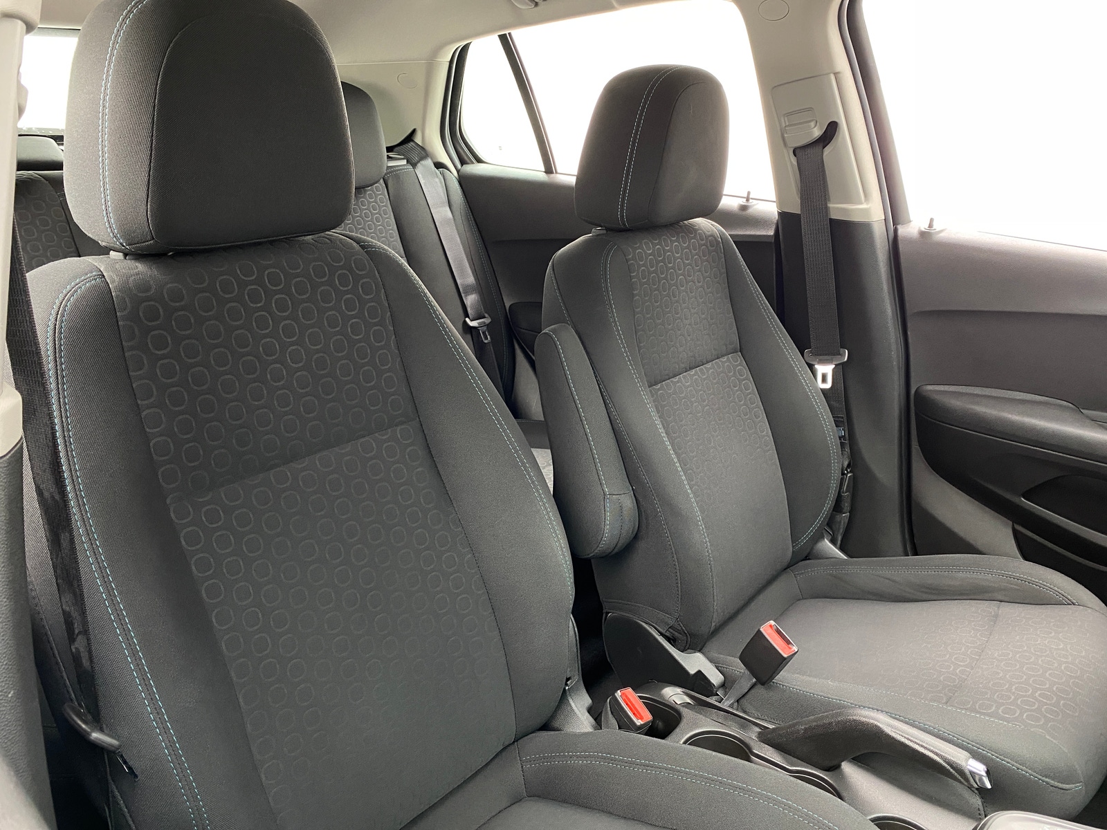 Thumbnail: 2016 Chevrolet Trax - 2