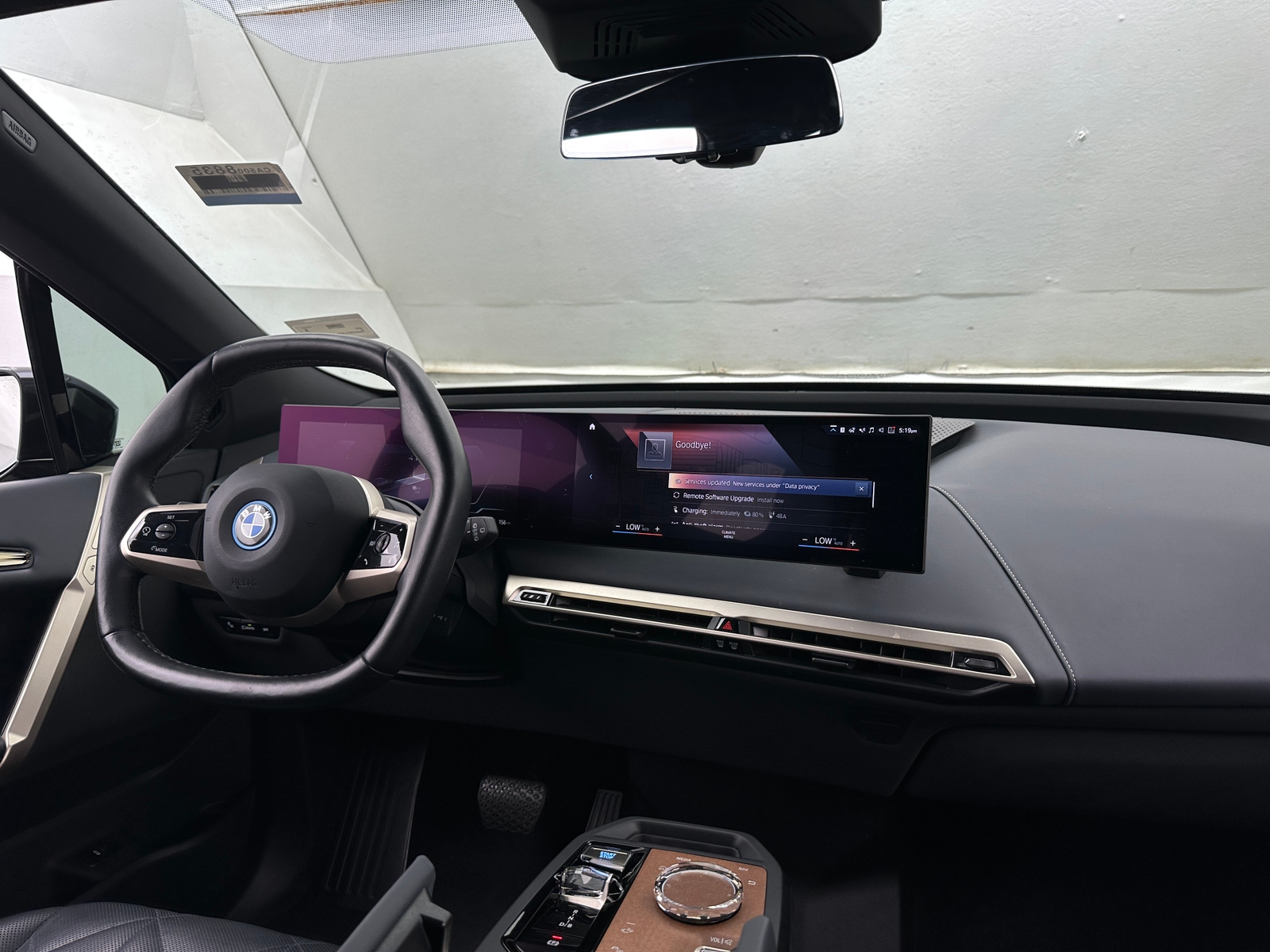 Thumbnail: 2023 BMW iX - 2