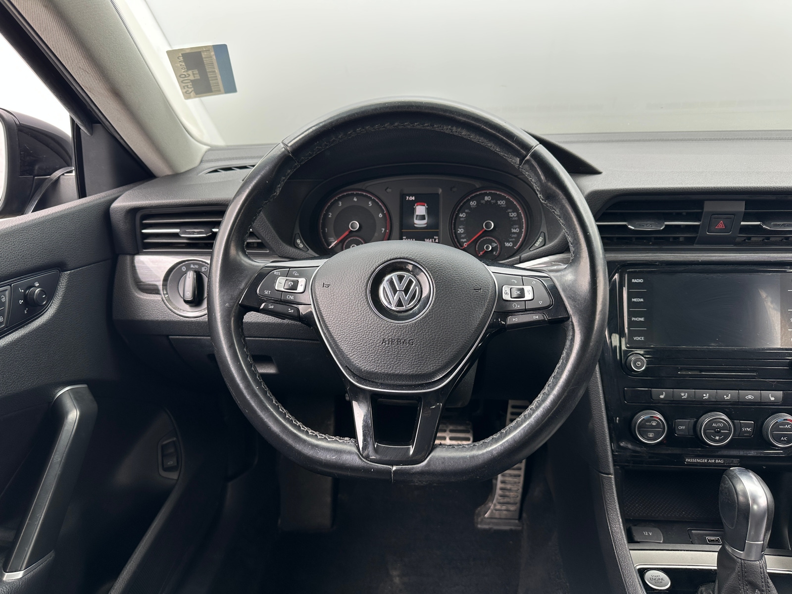 Thumbnail: 2020 Volkswagen Passat - 4