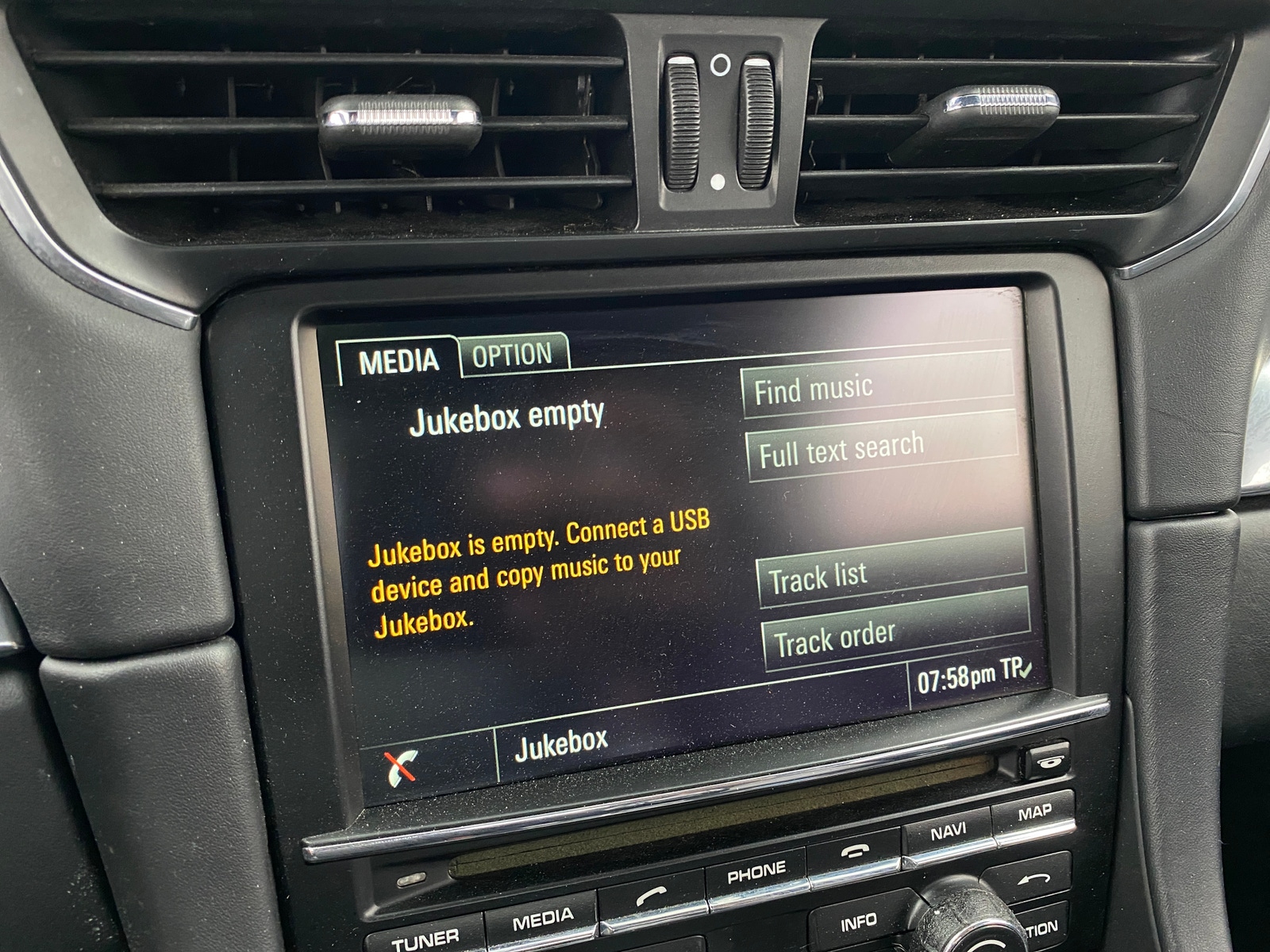 Thumbnail: 2013 Porsche 911 - 3