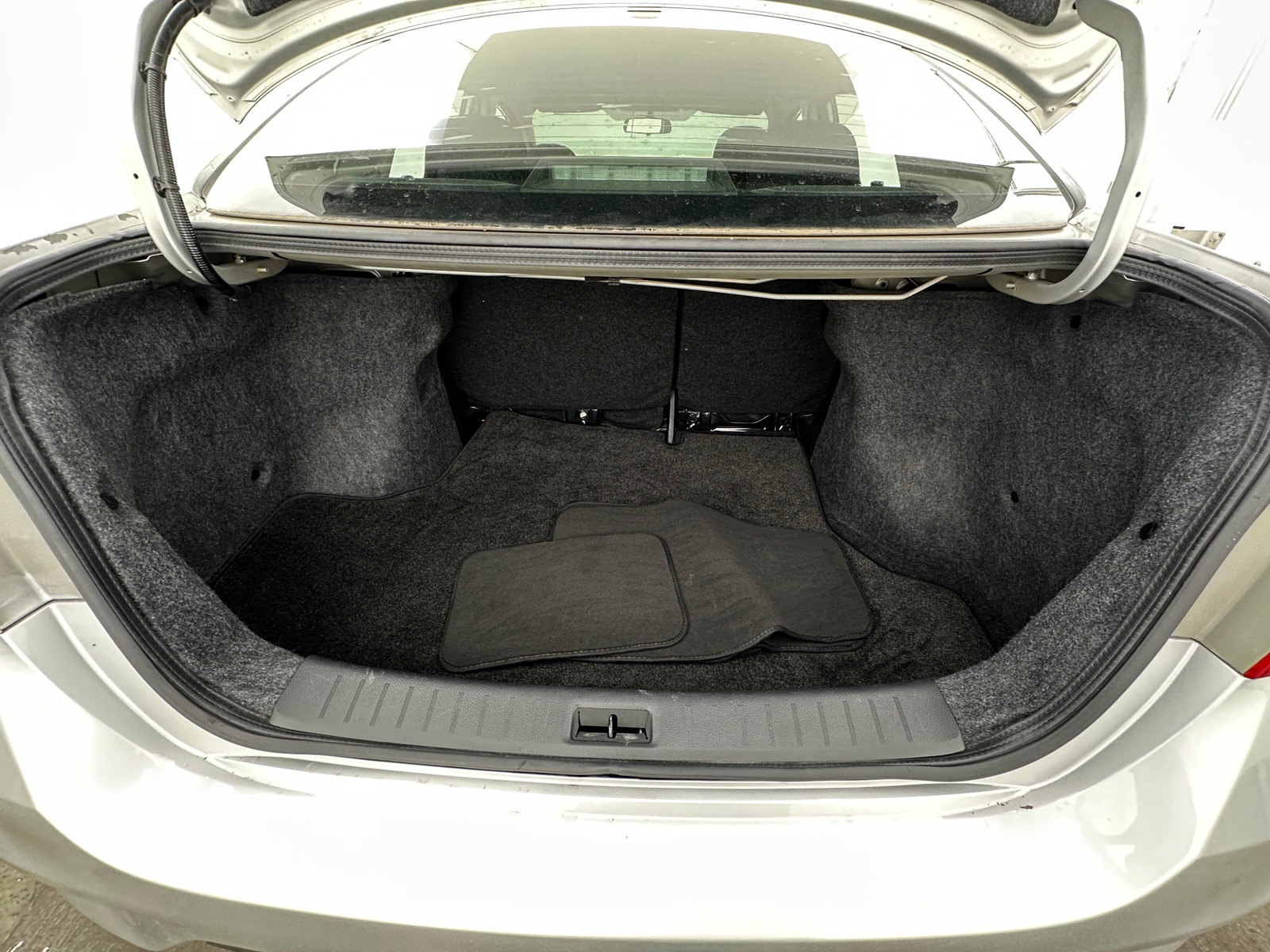 Thumbnail: 2019 Nissan Sentra - 7