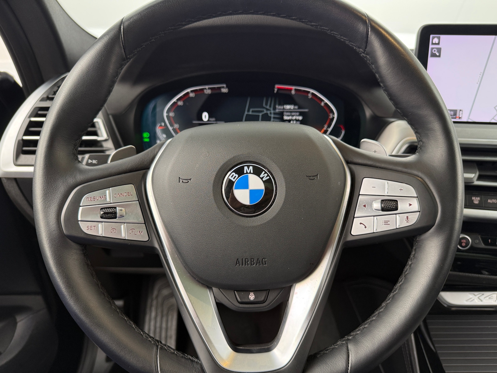 Thumbnail: 2025 BMW X4 - 4