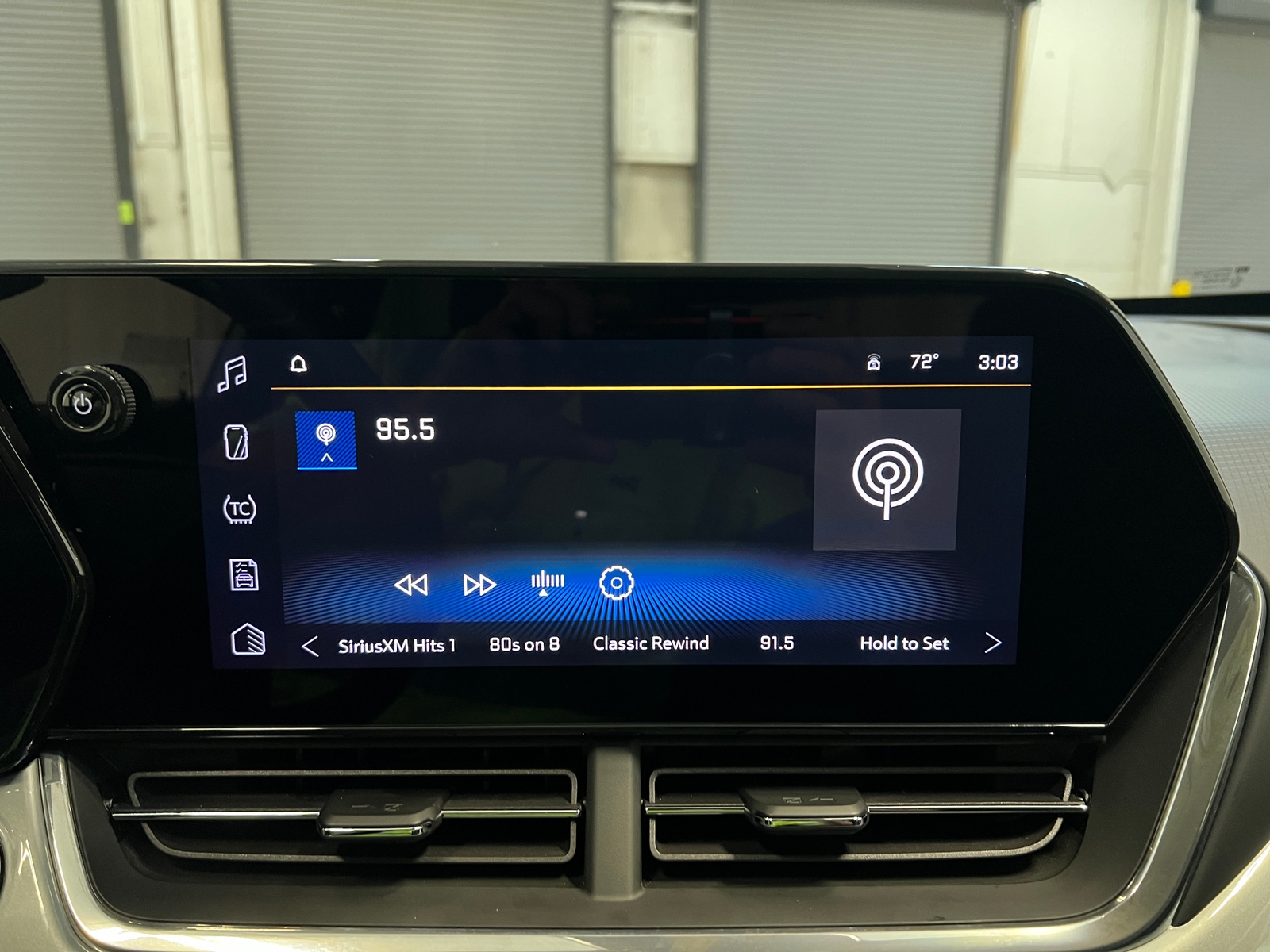 Thumbnail: 2025 Chevrolet Trax - 4