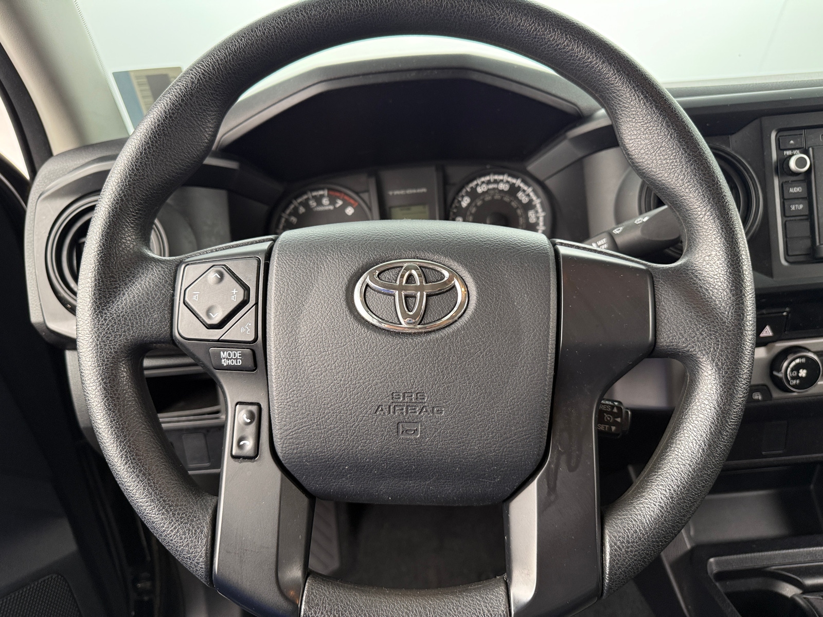 Thumbnail: 2017 Toyota Tacoma - 5