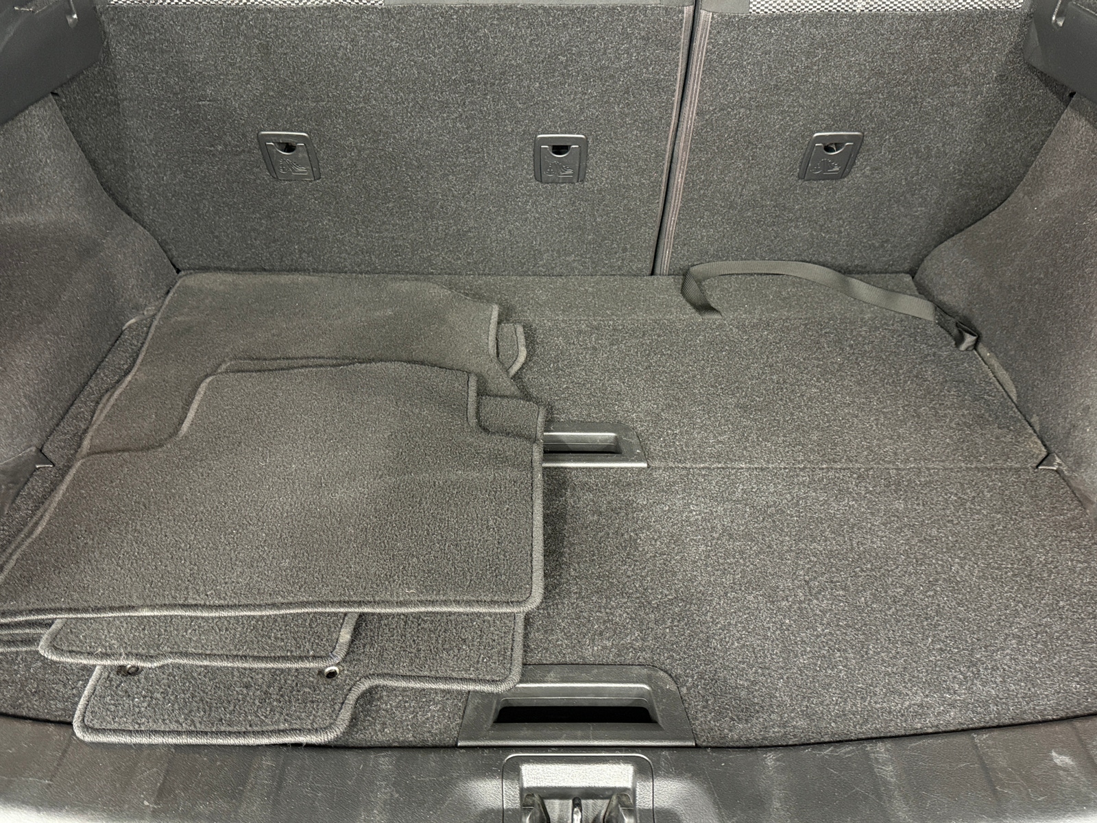 Thumbnail: 2018 Nissan Rogue Sport - 7