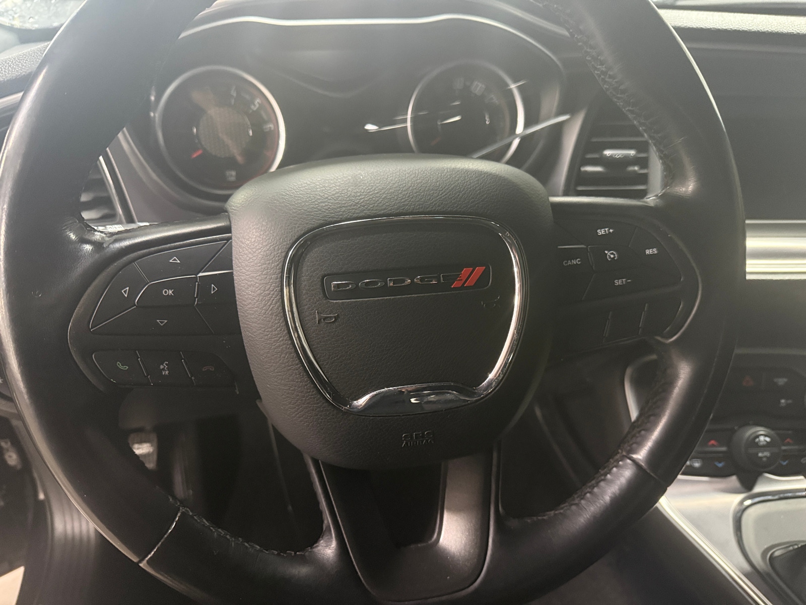 Thumbnail: 2019 Dodge Challenger - 5