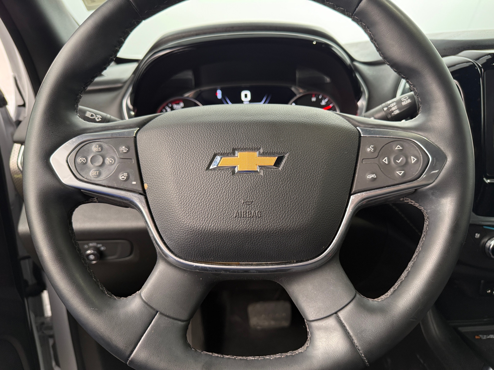 Thumbnail: 2023 Chevrolet Traverse - 4