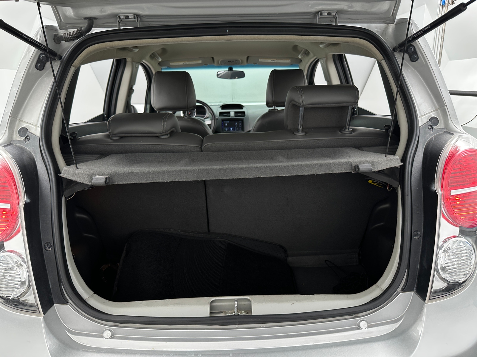 Thumbnail: 2015 Chevrolet Spark - 7