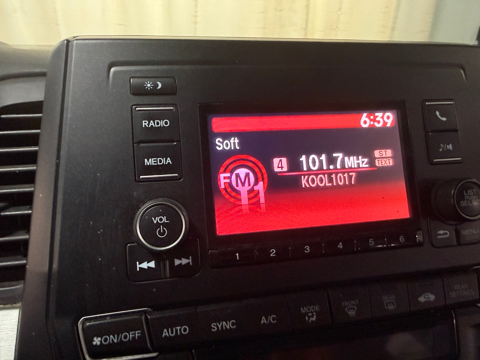 Thumbnail: 2020 Honda Odyssey - 4