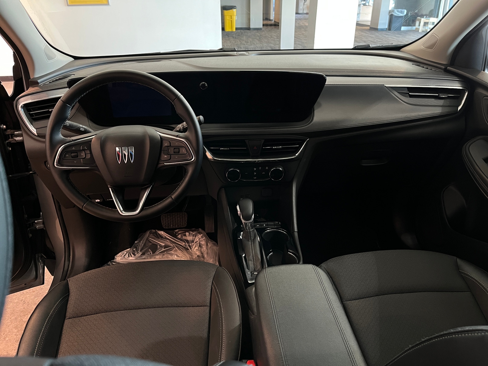 Thumbnail: 2025 Buick Encore GX - 3