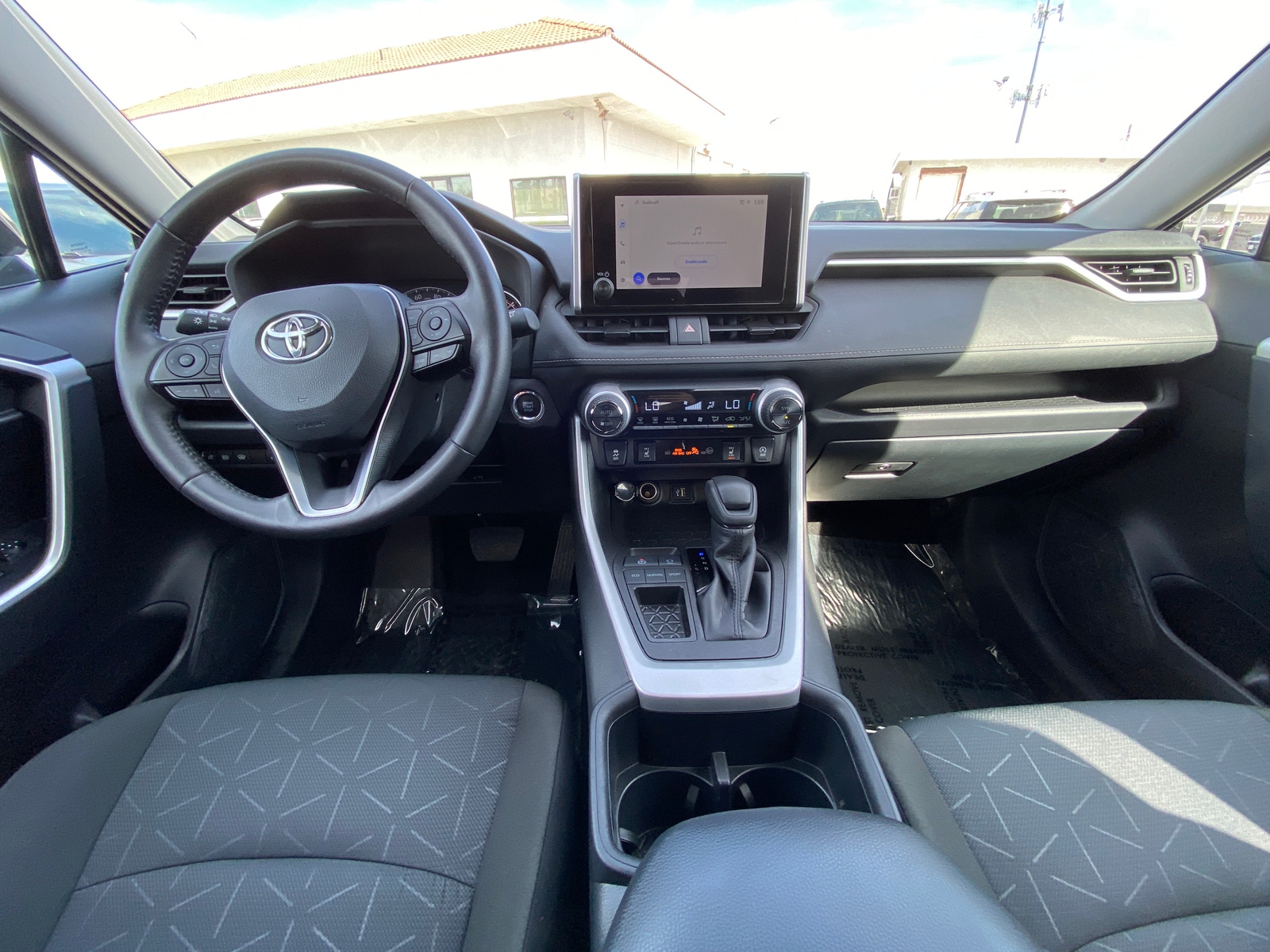 Thumbnail: 2025 Toyota RAV4 - 3