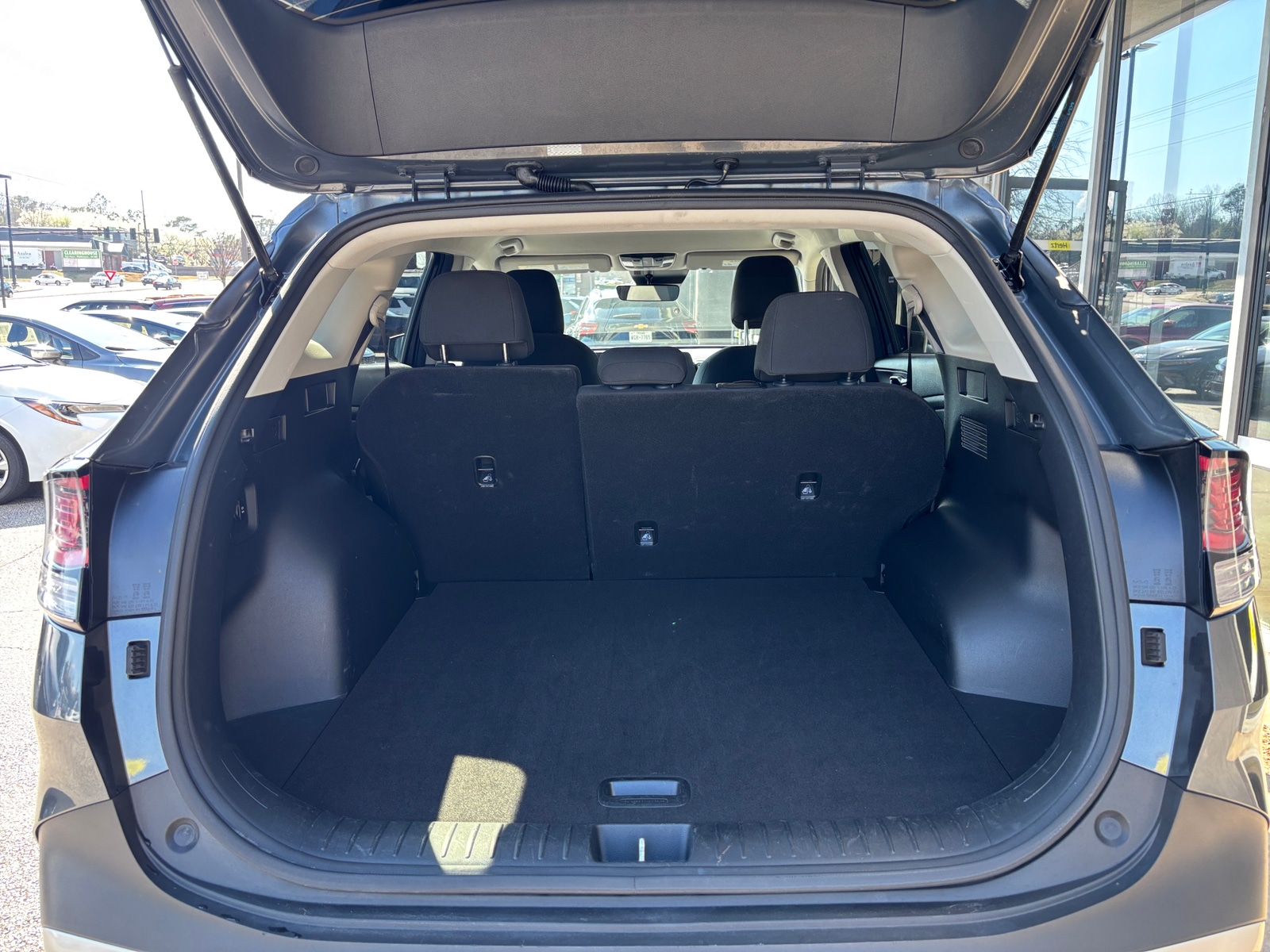 Thumbnail: 2025 Kia Sportage - 6