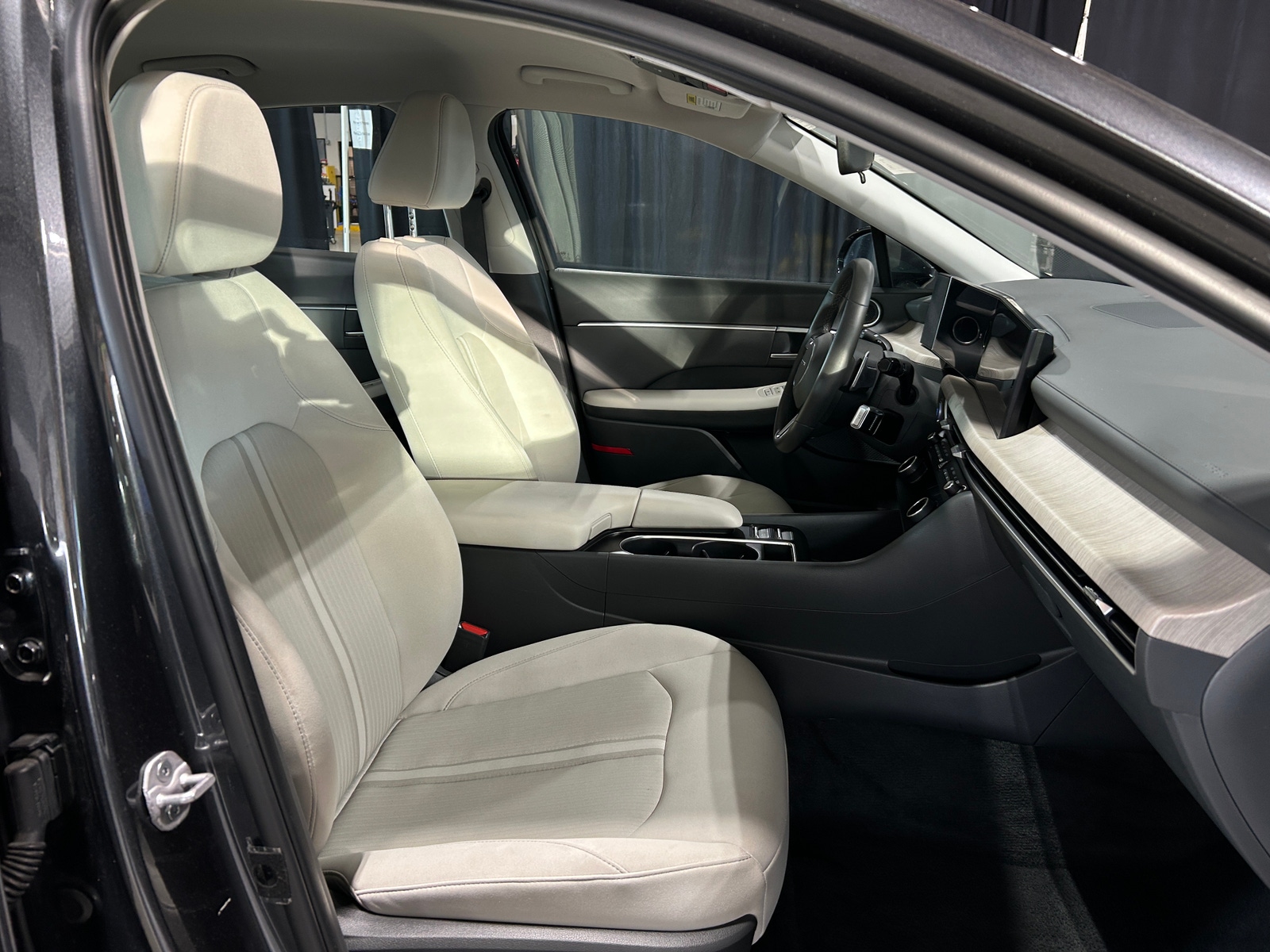 Thumbnail: 2025 Hyundai Sonata - 2