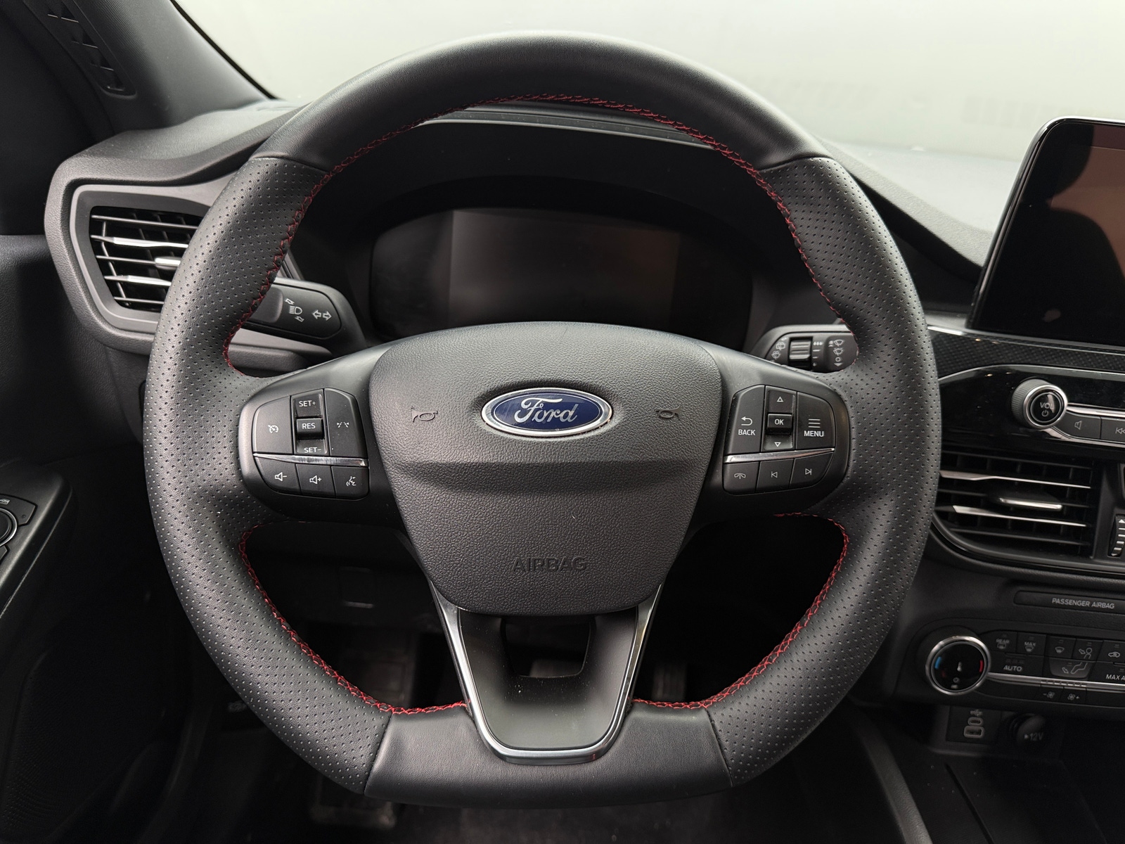 Thumbnail: 2025 Ford Escape - 5