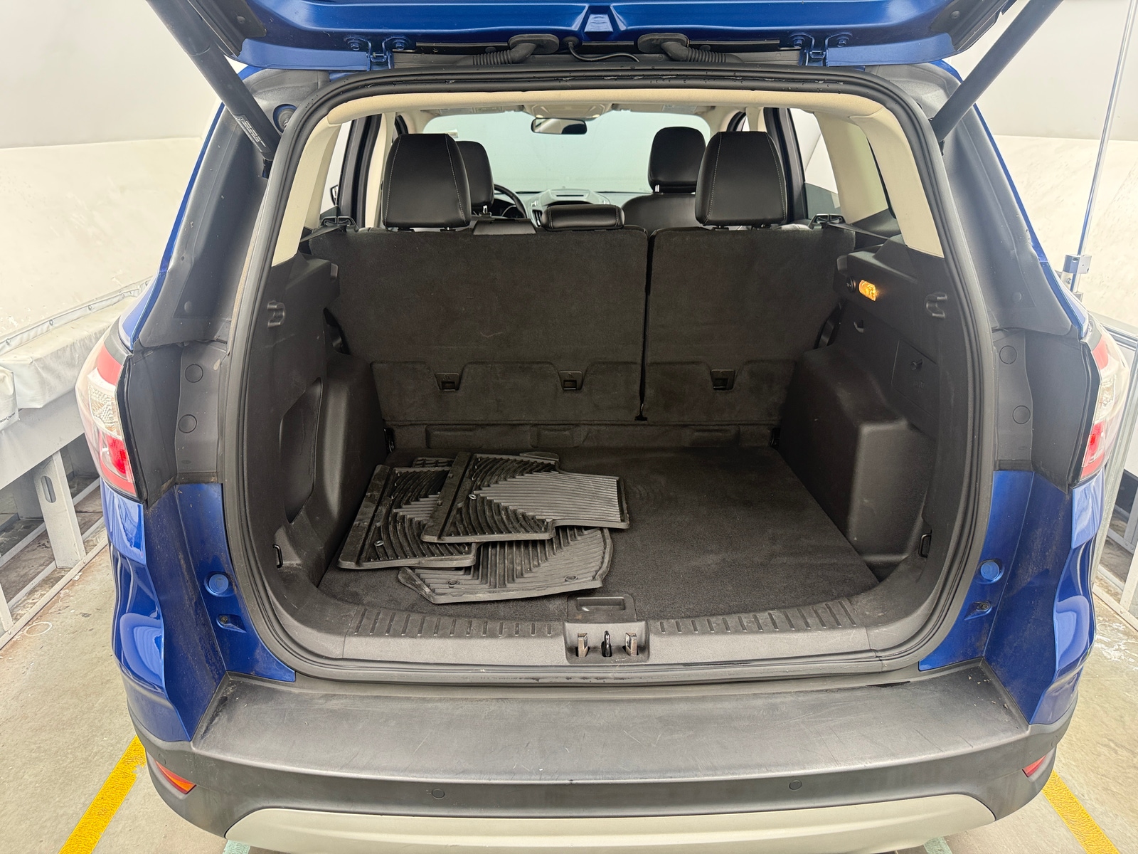 Thumbnail: 2018 Ford Escape - 6