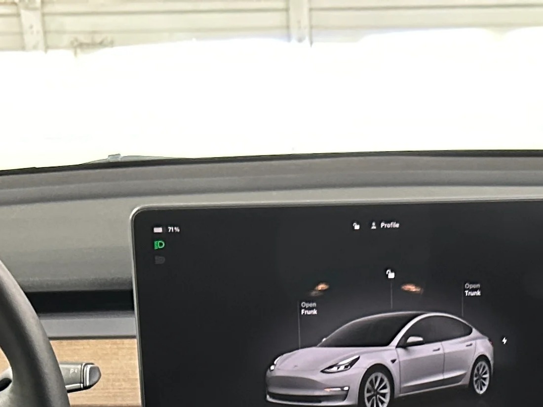 Thumbnail: 2023 Tesla Model 3 - 2