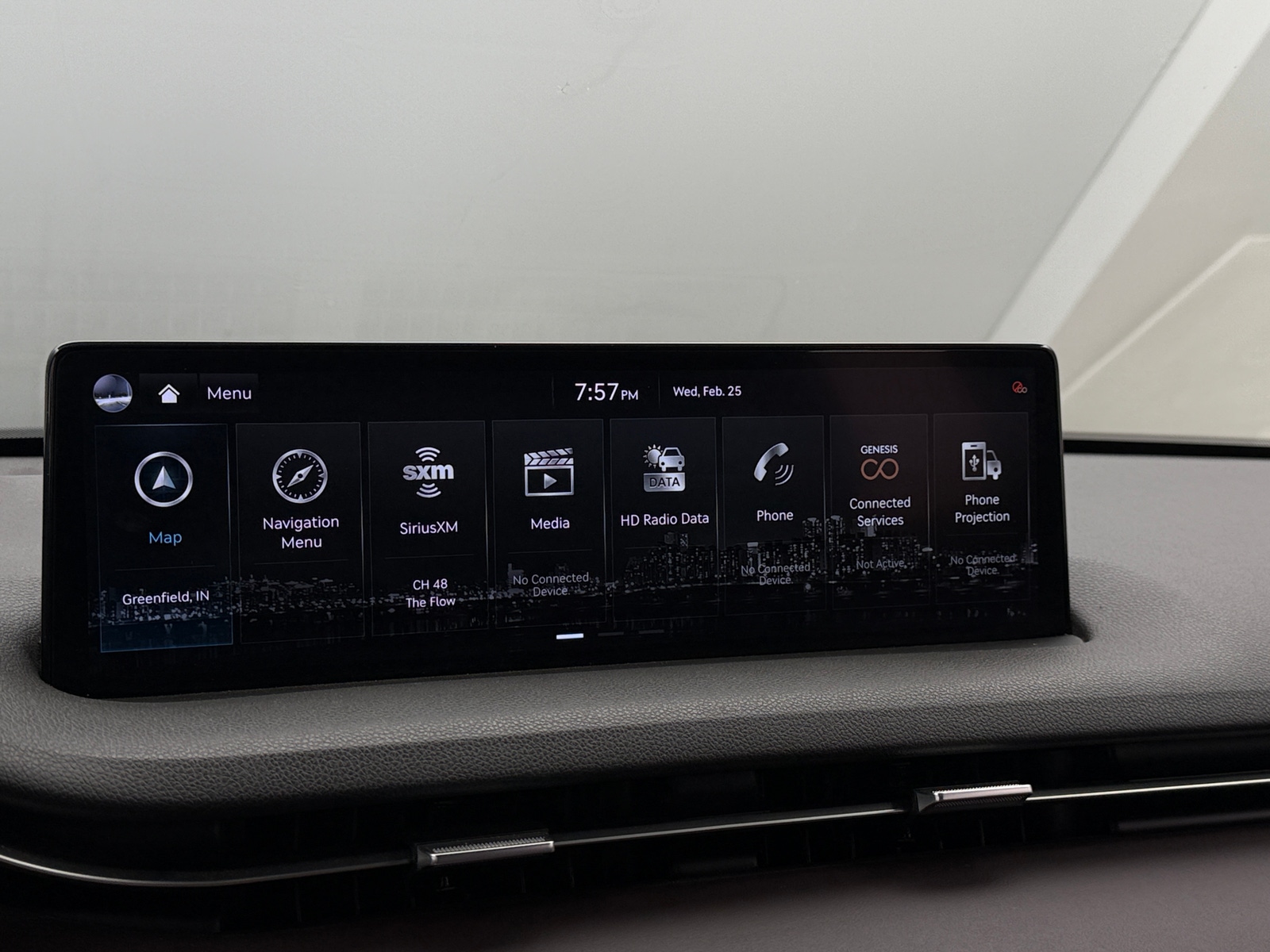 Thumbnail: 2022 Genesis GV70 - 3