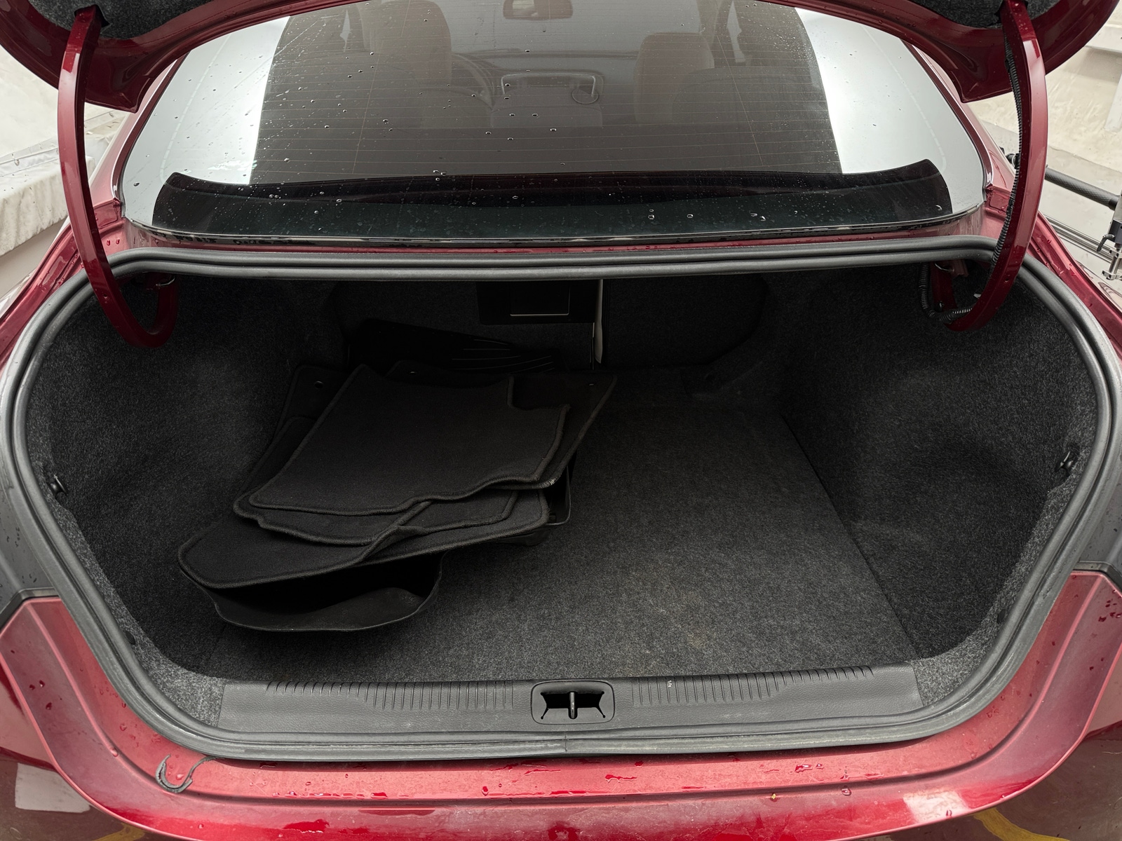 Thumbnail: 2015 Chrysler 200 - 6