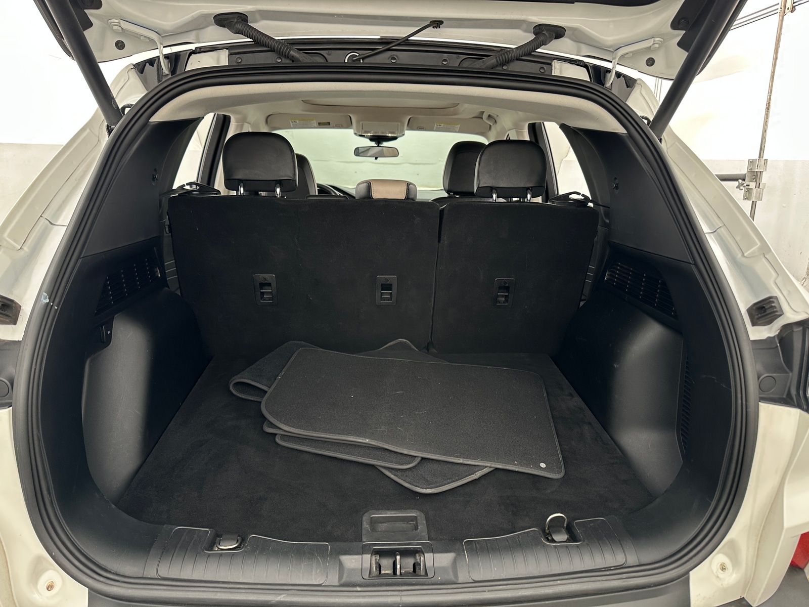 Thumbnail: 2022 Ford Escape - 6