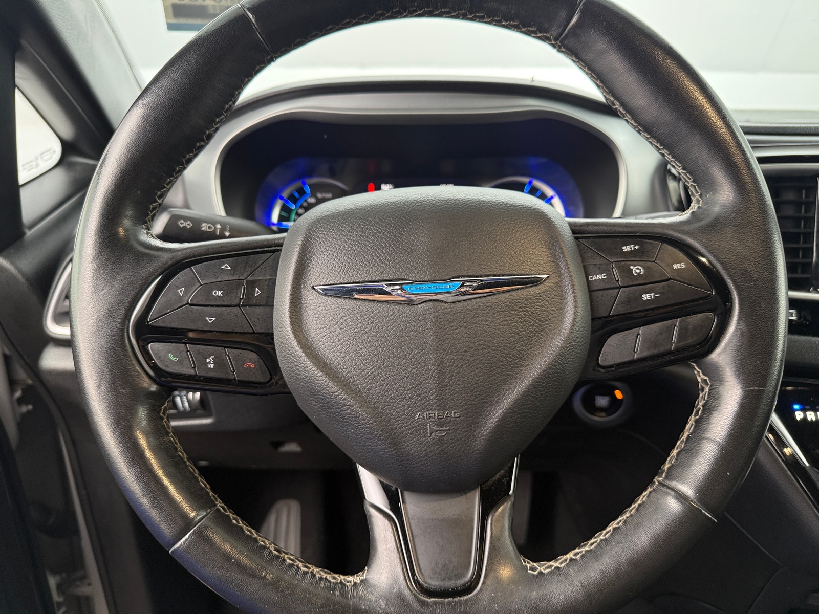 Thumbnail: 2020 Chrysler Pacifica - 4