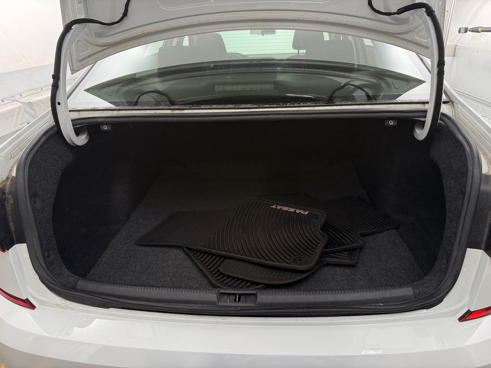 Thumbnail: 2020 Volkswagen Passat - 7