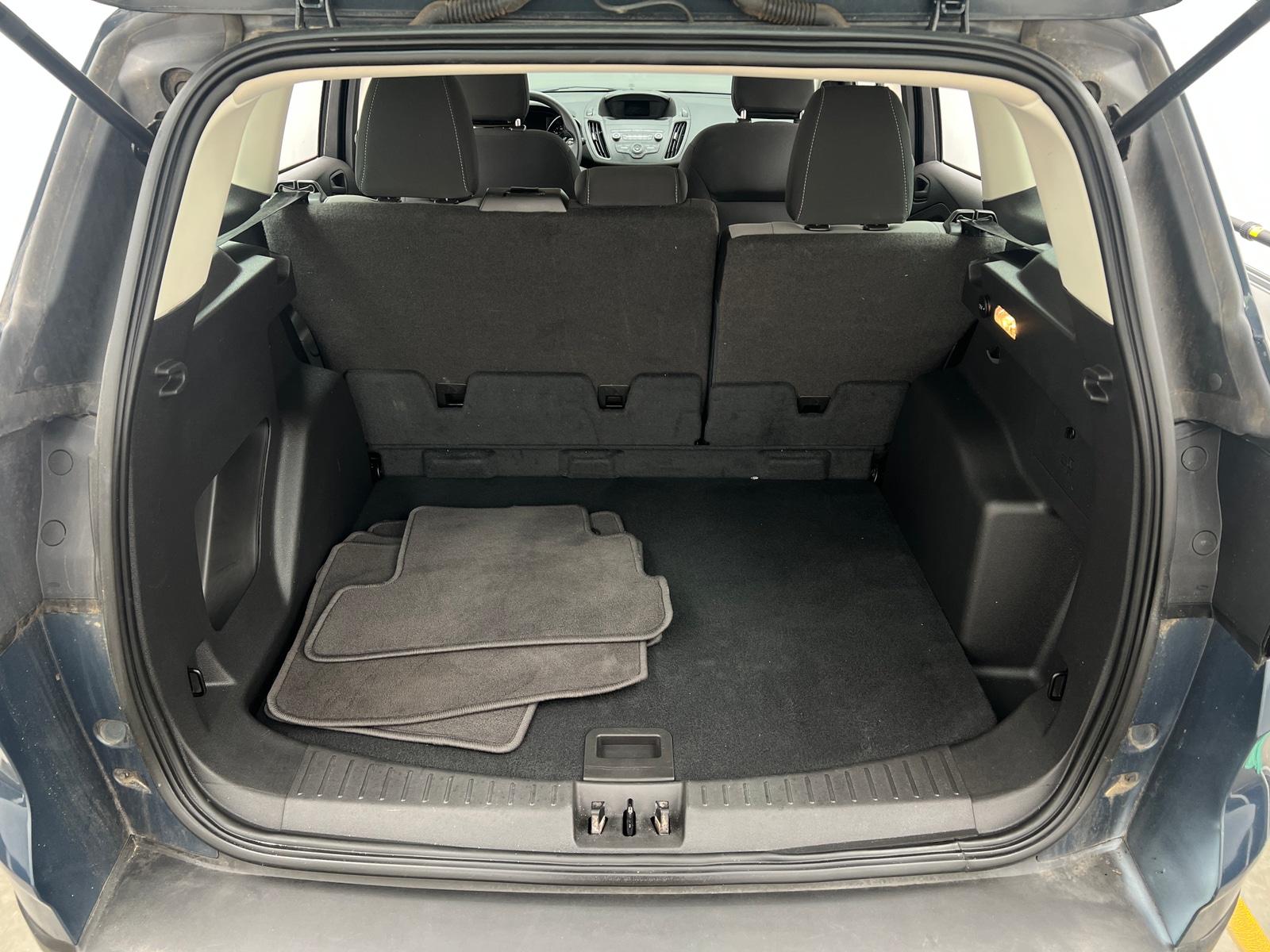 Thumbnail: 2019 Ford Escape - 7