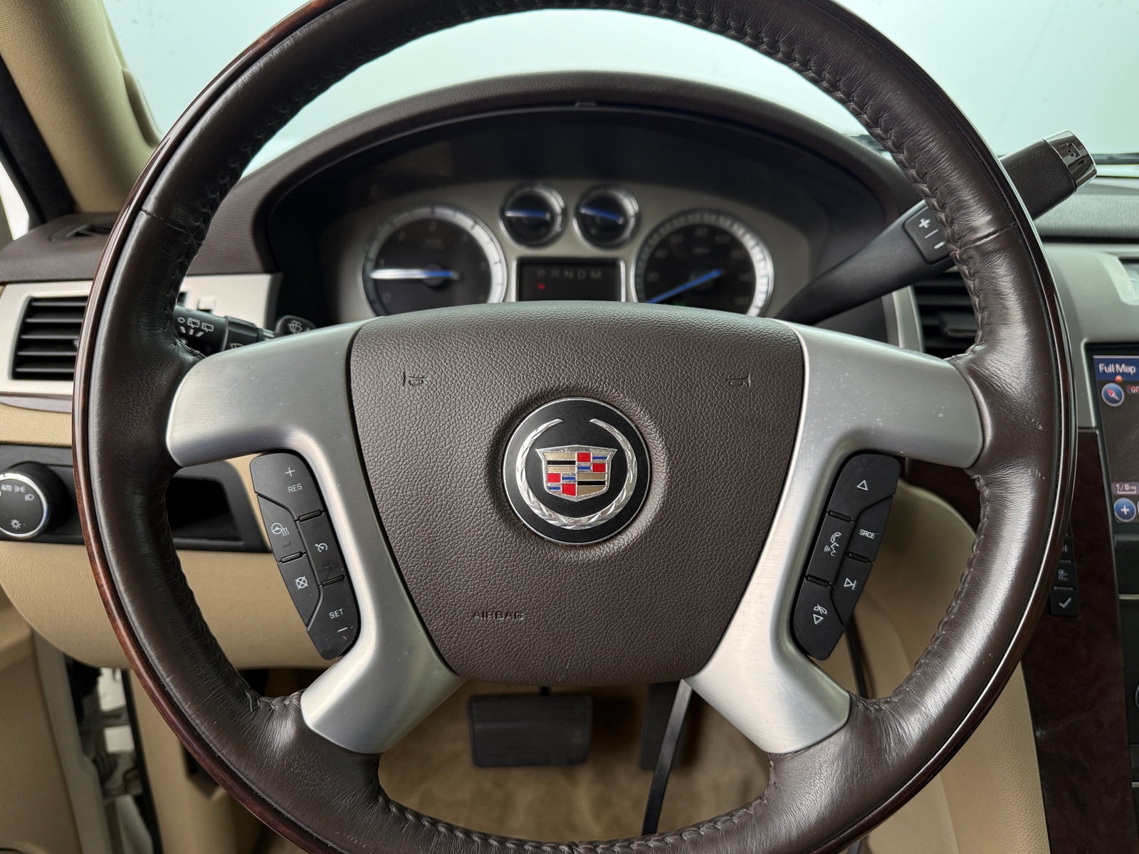 Thumbnail: 2014 Cadillac Escalade - 4