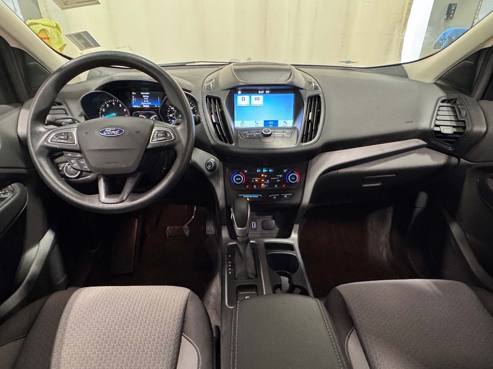 Thumbnail: 2019 Ford Escape - 3