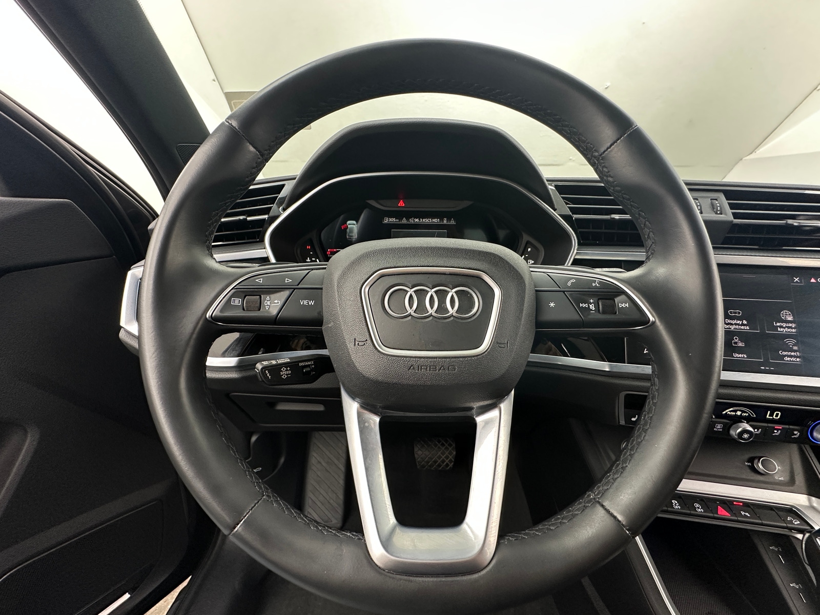 Thumbnail: 2022 Audi Q3 - 4