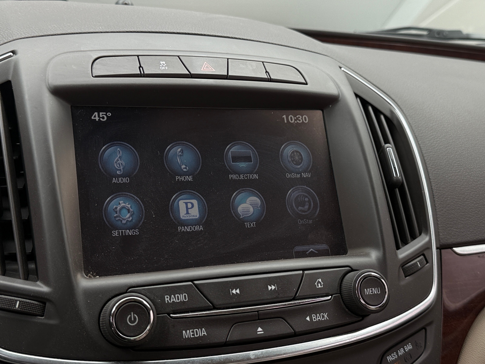 Thumbnail: 2016 Buick Regal - 3