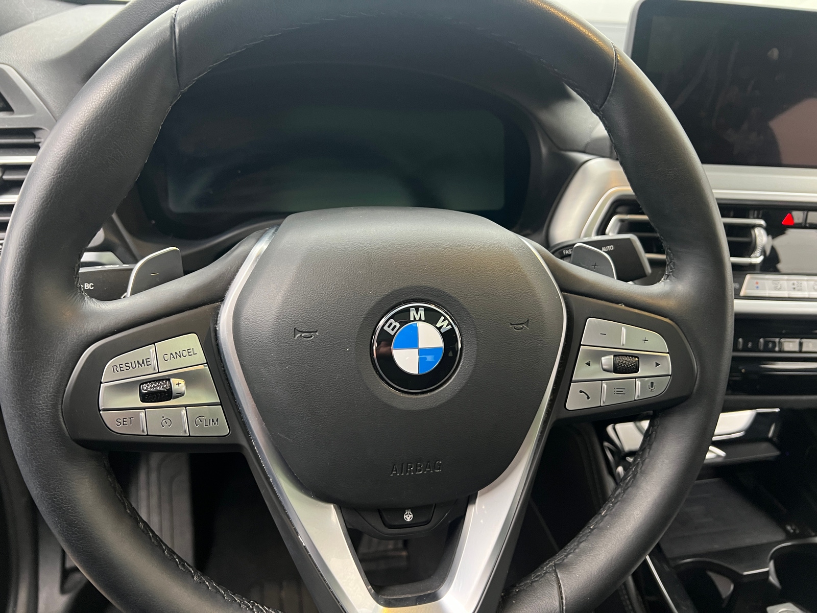 Thumbnail: 2024 BMW X4 - 4