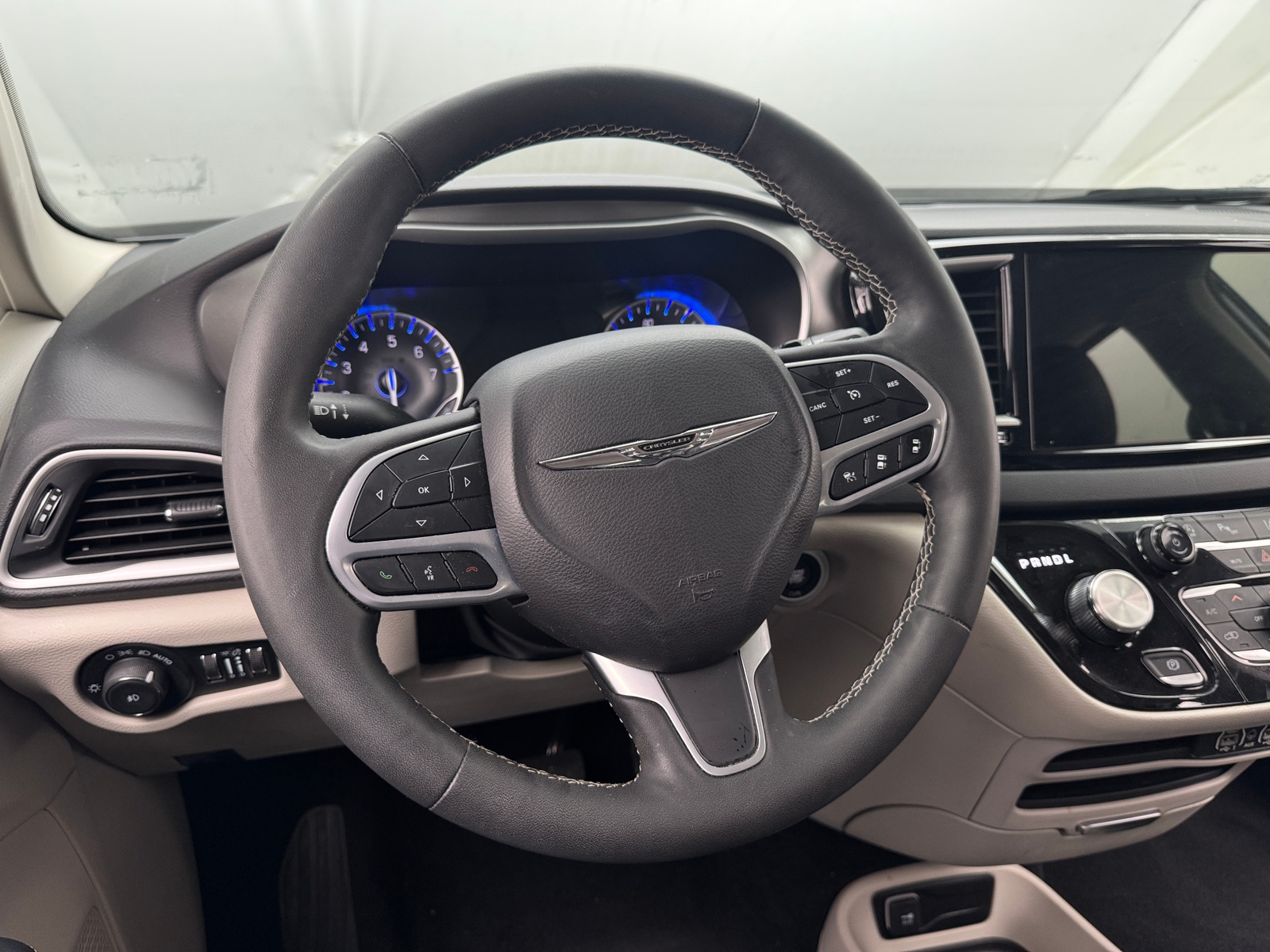 Thumbnail: 2024 Chrysler Pacifica - 4