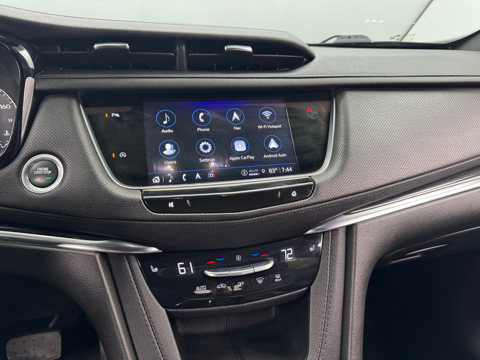 Thumbnail: 2023 Cadillac XT5 - 3