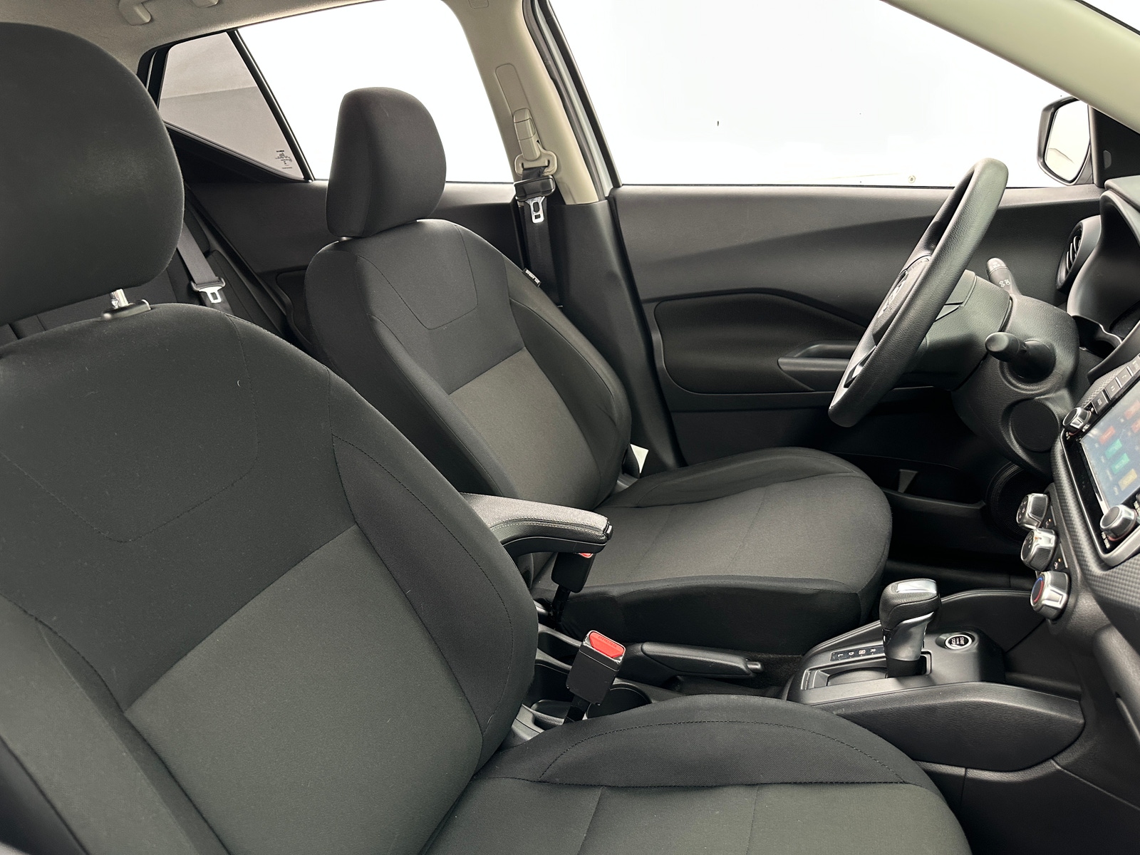 Thumbnail: 2024 Nissan Kicks - 2